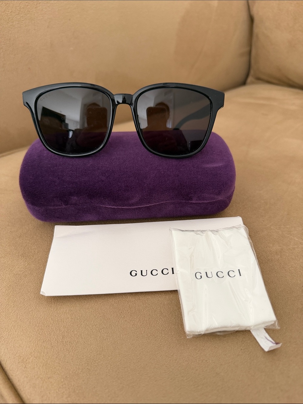 Gucci Black Women's Sunglasses with Dark Lenses